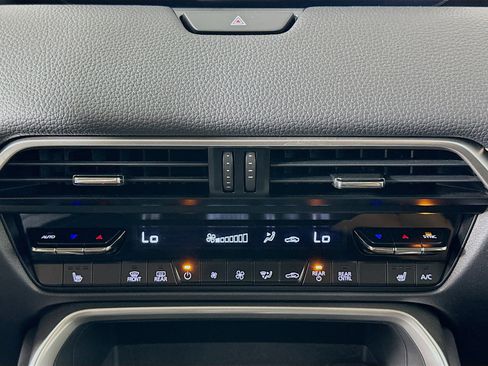 Used 2024 MAZDA CX-90 Plug-In Hybrid w/ Preferred image 23