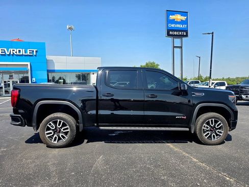 Used 2026 GMC Sierra 1500 AT4 w/ AT4 Premium Package AWD/4WD image 16
