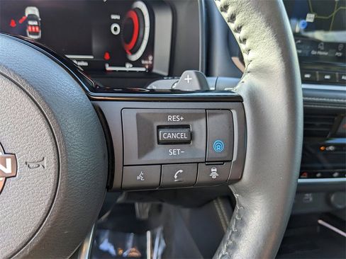 Used 2023 Nissan Rogue Platinum w/ Platinum Premium Package image 33