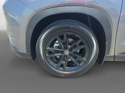 New 2026 Toyota Grand Highlander AWD image 14
