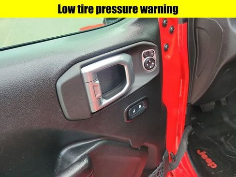 Used 2020 Jeep Gladiator Rubicon w/ LED Lighting Group AWD/4WD image 20