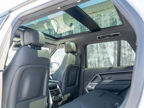 New 2026 Land Rover Range Rover SE AWD/4WD image 22