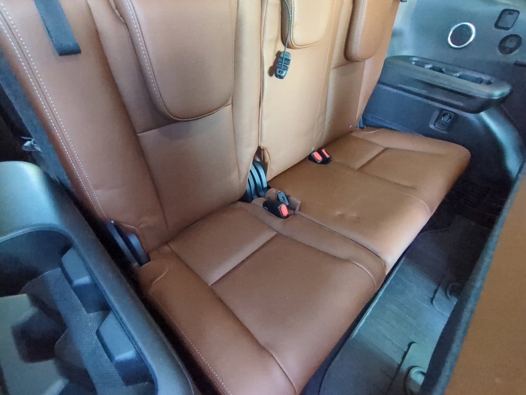 Used 2021 Subaru Ascent Touring AWD/4WD image 29