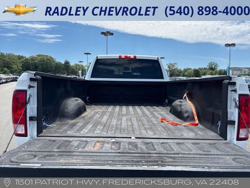 Used 2015 RAM 2500 Tradesman w/ Chrome Appearance Group AWD/4WD image 13