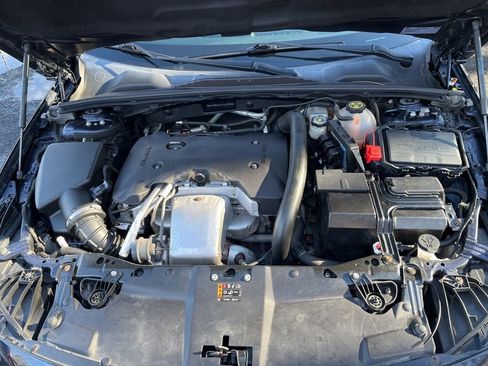 Used 2019 Buick Regal Preferred w/ Driver Confidence Package I image 12