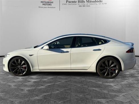 Used 2016 Tesla Model S P90D image 8