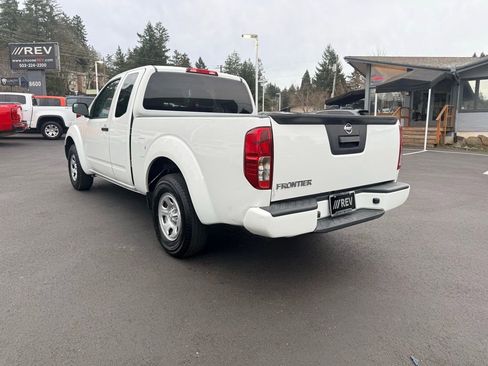 Used 2019 Nissan Frontier S image 3