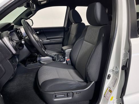 Certified 2023 Toyota Tacoma TRD Sport image 12