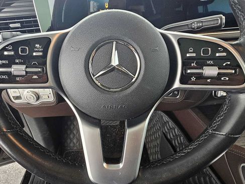 Certified 2022 Mercedes-Benz GLS 450 4MATIC image 23