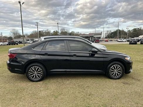 Used 2021 Volkswagen Jetta SE image 28
