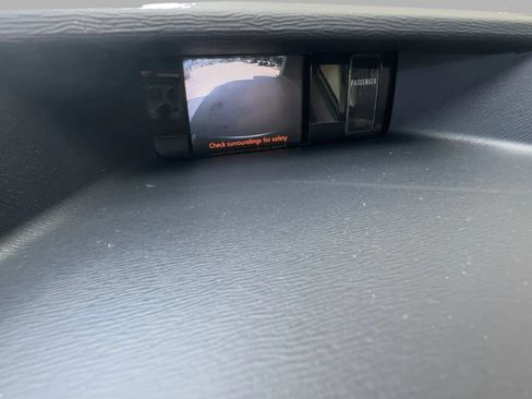 Used 2014 Toyota Sienna XLE FWD image 23