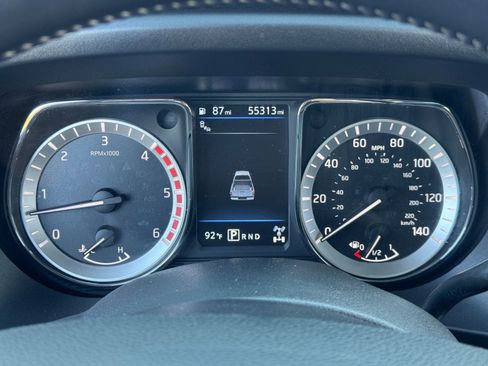 Used 2019 Nissan Titan PRO-4X w/ Pro-4x Utility Package image 17