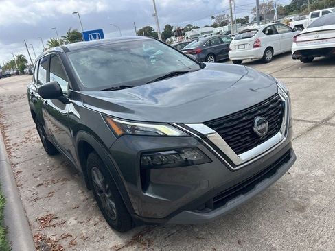 Used 2023 Nissan Rogue S FWD image 3