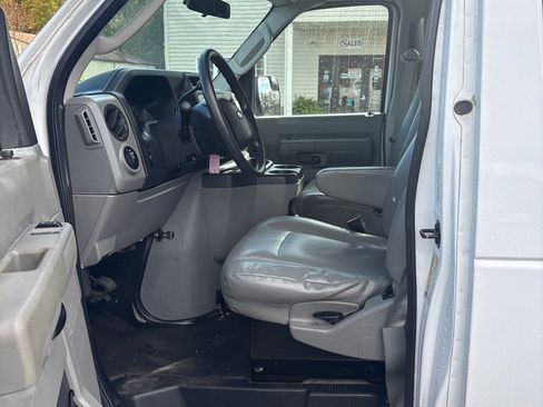 Used 2013 Ford E-350 and Econoline 350 Extended Super Duty w/ PWR Group image 9