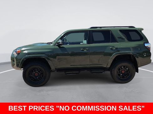 Used 2022 Toyota 4Runner TRD Off-Road Premium w/ TRD Black Wheel Package (TMS) AWD/4WD image 6