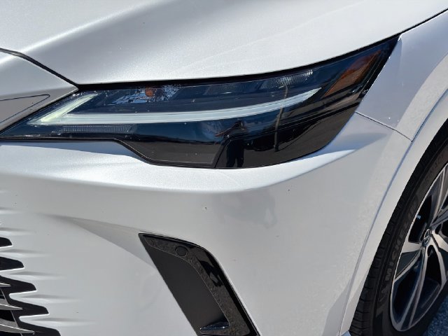 Used 2025 Lexus RX 350h w/ Accessory Package AWD/4WD image 9
