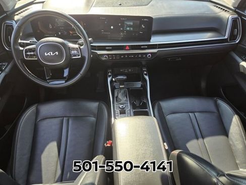 Used 2024 Kia Sorento S image 14