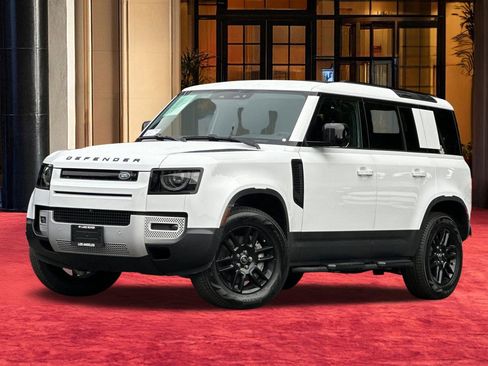Used 2025 Land Rover Defender 110 S image 1