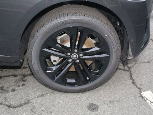 New 2026 Jaguar F-PACE R-Dynamic S image 9