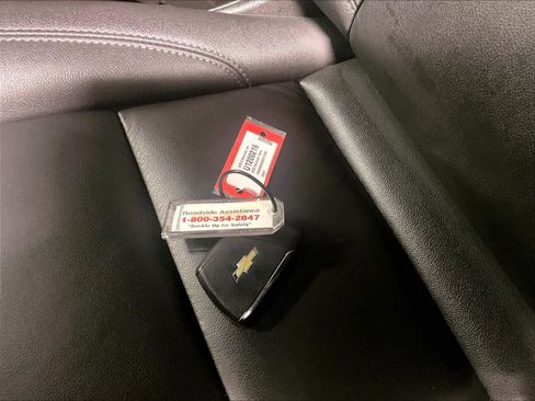 Used 2025 Chevrolet Tahoe LT image 31