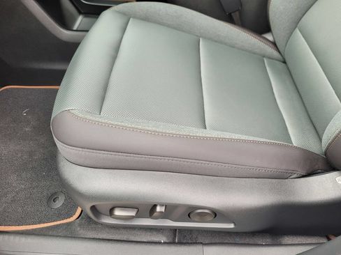 New 2026 GMC Terrain AT4 w/ Technology Package II AWD/4WD image 14
