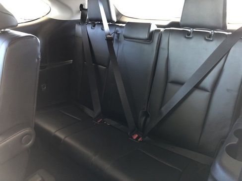 Used 2020 Toyota Highlander XLE image 47