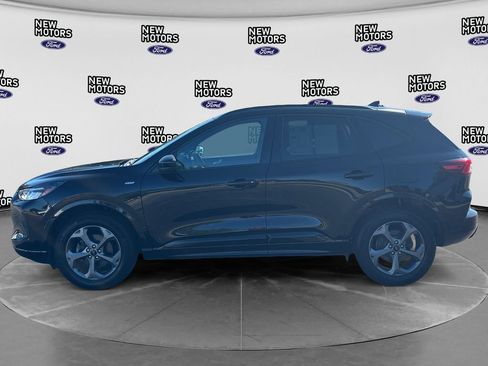 Used 2024 Ford Escape ST-Line Select w/ Tech Pack #1 AWD/4WD image 2