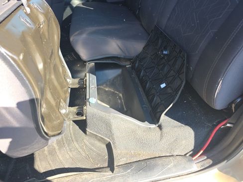 Used 2016 Toyota Tacoma TRD Sport w/ Premium & Technology Package image 24