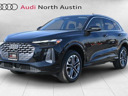 Certified 2025 Audi Q5 Premium w/ Convenience Package image 1