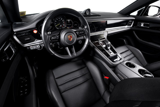 Used 2023 Porsche Panamera 4S w/ Premium Package AWD/4WD image 30