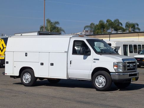 Used 2016 Ford E-350 and Econoline 350 Super Duty w/ Power Windows & Locks Group RWD image 1