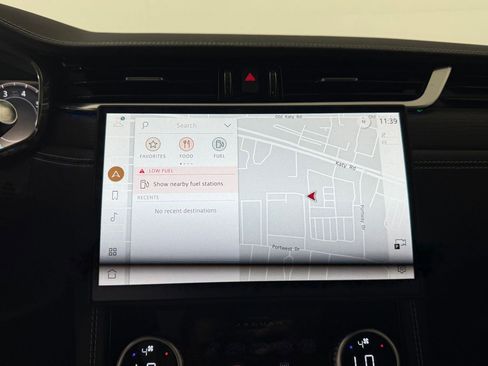 New 2026 Jaguar F-PACE R-Dynamic S image 23