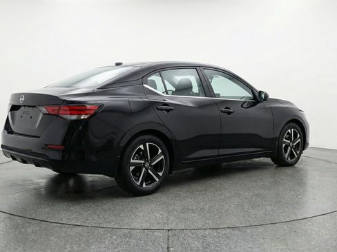 Used 2025 Nissan Sentra SV FWD image 9