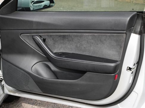 Used 2018 Tesla Model 3 Long Range image 40