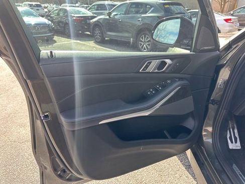 Used 2023 BMW X5 sDrive40i w/ M Sport Package image 13