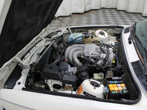 Used 1986 BMW 325 Sedan image 36