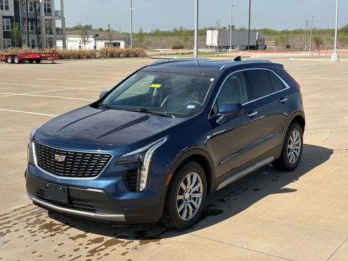 Used 2019 Cadillac XT4 Premium Luxury image 11