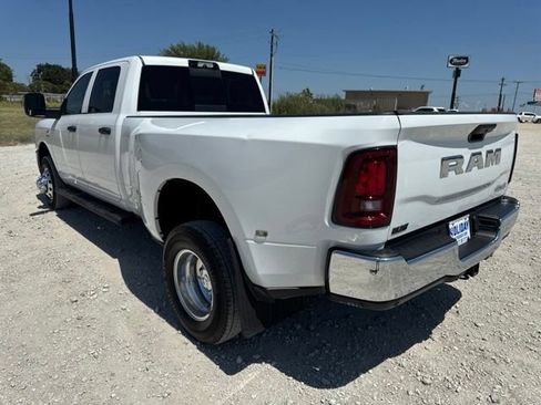 Used 2025 RAM 3500 Tradesman AWD/4WD image 3