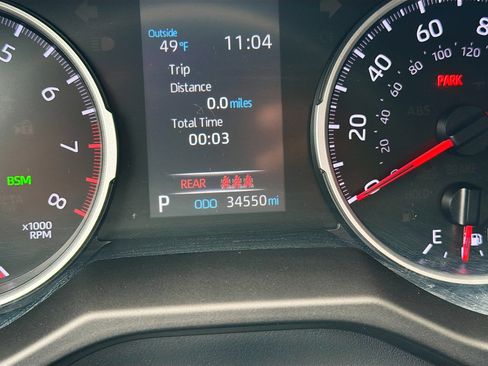 Used 2021 Toyota RAV4 XLE Premium image 41