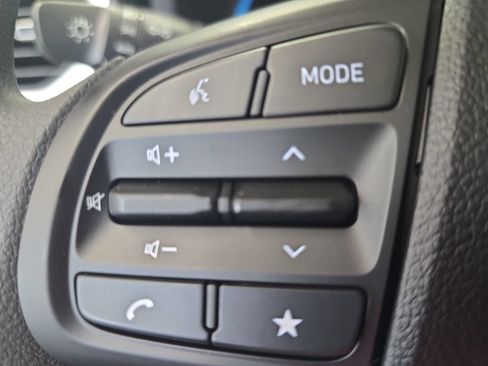 New 2026 Hyundai Venue SE FWD image 17