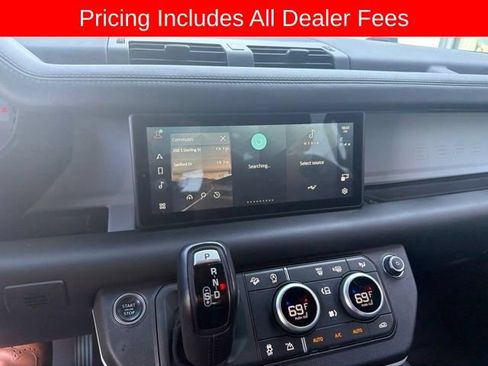 Used 2022 Land Rover Defender 110 X-Dynamic HSE AWD/4WD image 9