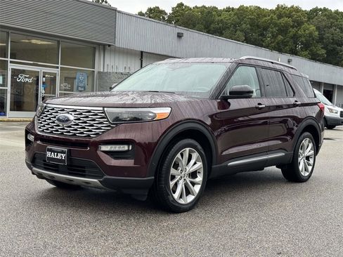 Used 2022 Ford Explorer Platinum w/ Equipment Group 601A image 25