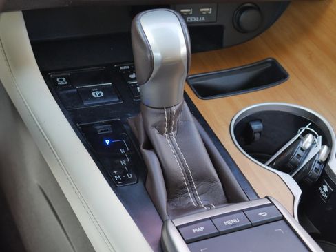 Used 2020 Lexus RX 350 AWD w/ Premium Package image 16