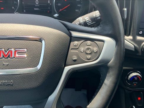 Used 2018 GMC Terrain SLT w/ Preferred Package AWD/4WD image 18