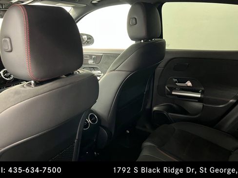 Certified 2025 Mercedes-Benz GLA 250 image 19