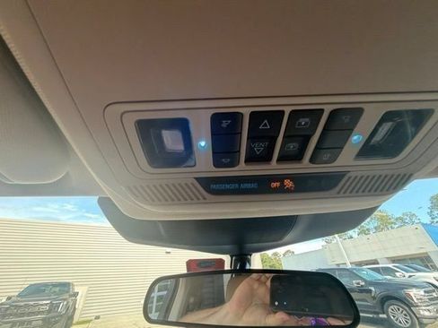 Used 2023 Ford Explorer XLT w/ Equipment Group 202A RWD image 20