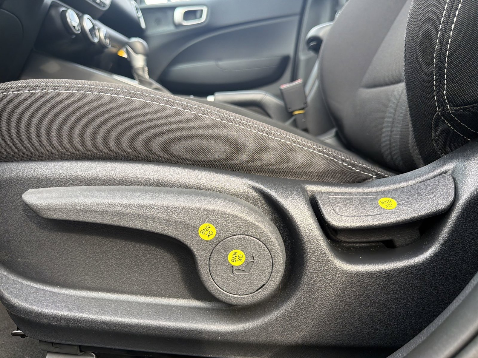 Certified 2026 Hyundai Venue SEL FWD image 14