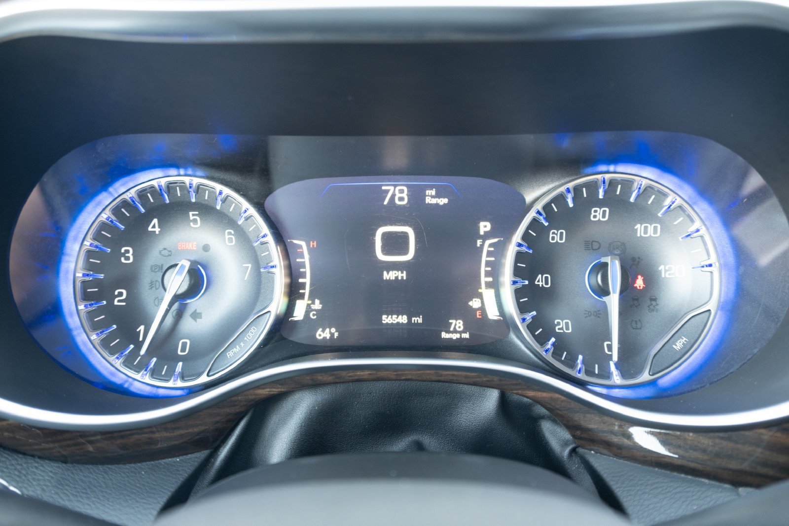 Used 2022 Chrysler Pacifica Limited FWD image 6