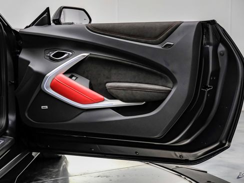 Used 2024 Chevrolet Camaro ZL1 RWD image 98