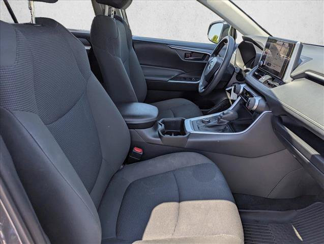 Used 2024 Toyota RAV4 LE AWD/4WD image 27